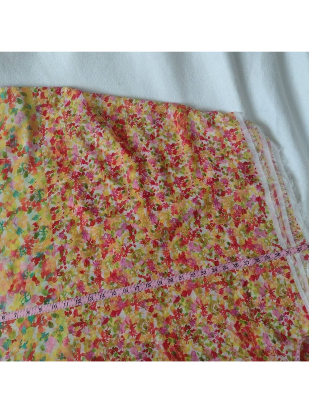 Chiffon Border Print Floral Fabric 59" w X 4 Yds White Yellow Retro Dress Length - Picture 6 of 8